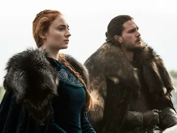 Sophie Turner y Kit Harington en Juego de Tronos Sophie Turner y Kit Harington en Juego de Tronos