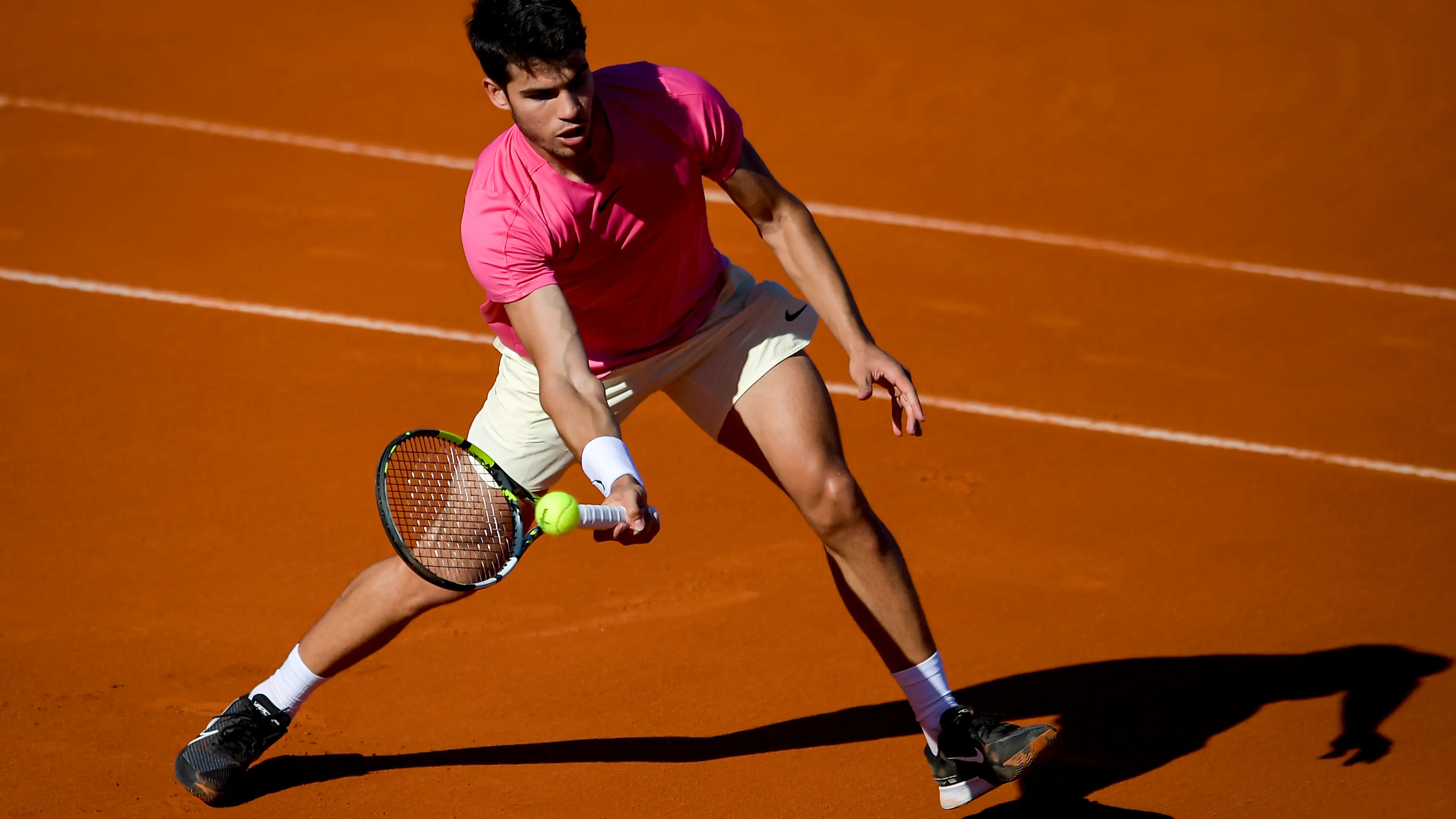 Carlos Alcaraz en el torneo de Buenos Aires en 2023 Carlos Alcaraz en el torneo de Buenos Aires en 2023