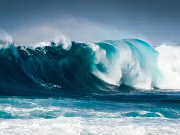 Una ola en el Océano Atlántico Una ola en el Océano Atlántico