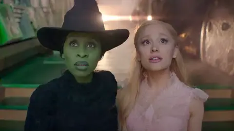 Cynthia Erivo y Ariana Grande en Wicked Cynthia Erivo y Ariana Grande en Wicked