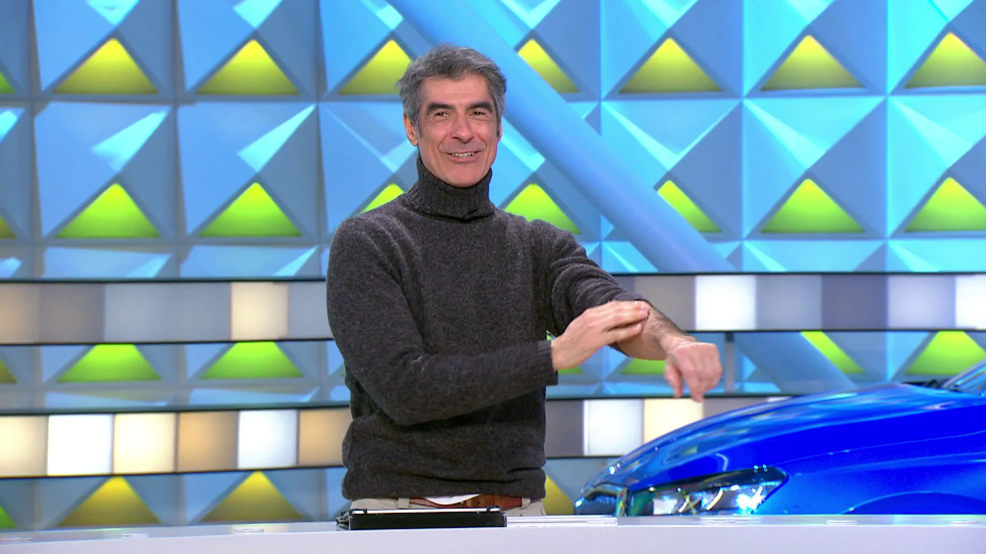Jorge Fern&aacute;ndez, al escuchar la canci&oacute;n de Camilo Sesto: &ldquo;Tengo los vellos de punta&rdquo;