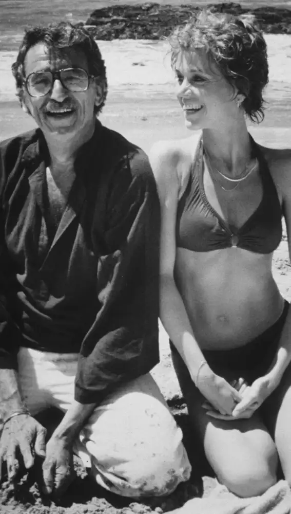 Jane Fonda con el director Herbert Ross en 1978 por California Suit