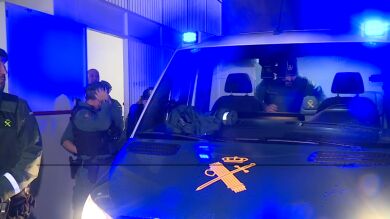 Familiares y amigos de los narcos de Barbate les respaldan tras ser enviados a prisión: 