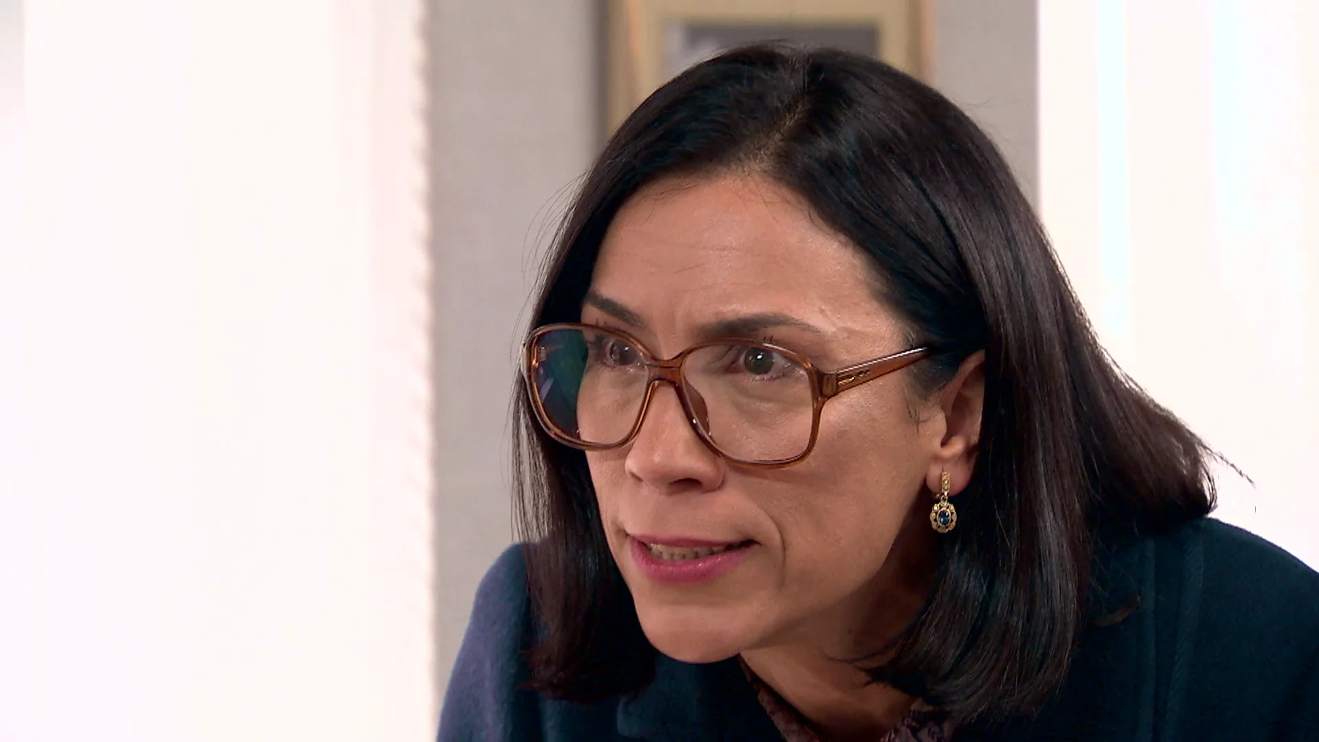 Manolita no se achanta: desafía a Elena y promete demostrar inocencia de Lola Manolita no se achanta: desafía a Elena y promete demostrar inocencia de Lola