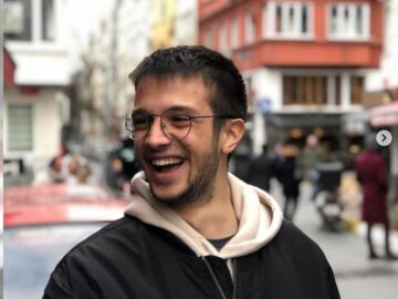 &iexcl;Conocemos a fondo a Arda Anarat, el actor que da vida a &Ccedil;inar en Secretos de familia!