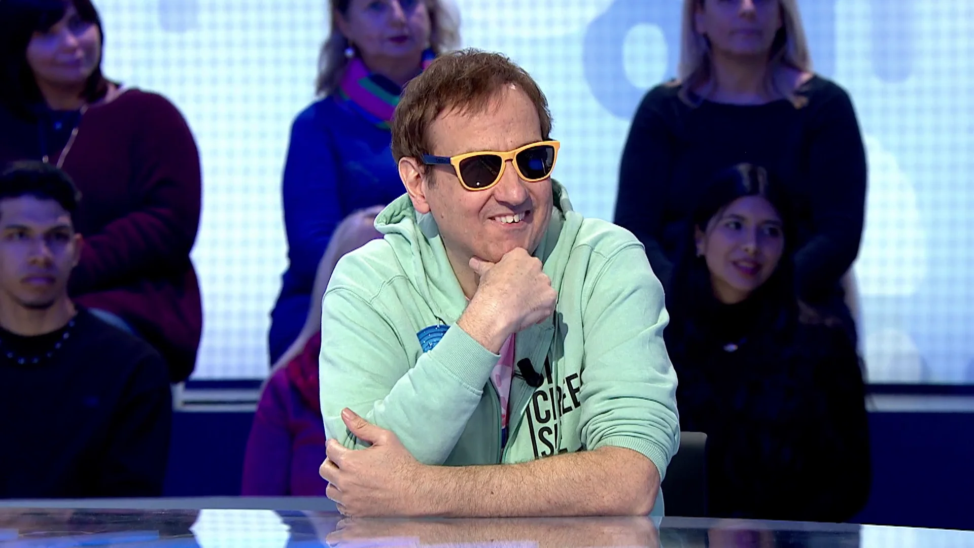 La proeza de Albert Espinosa en Pasapalabra: ¿el secreto está en sus gafas? La proeza de Albert Espinosa en Pasapalabra: ¿el secreto está en sus gafas?