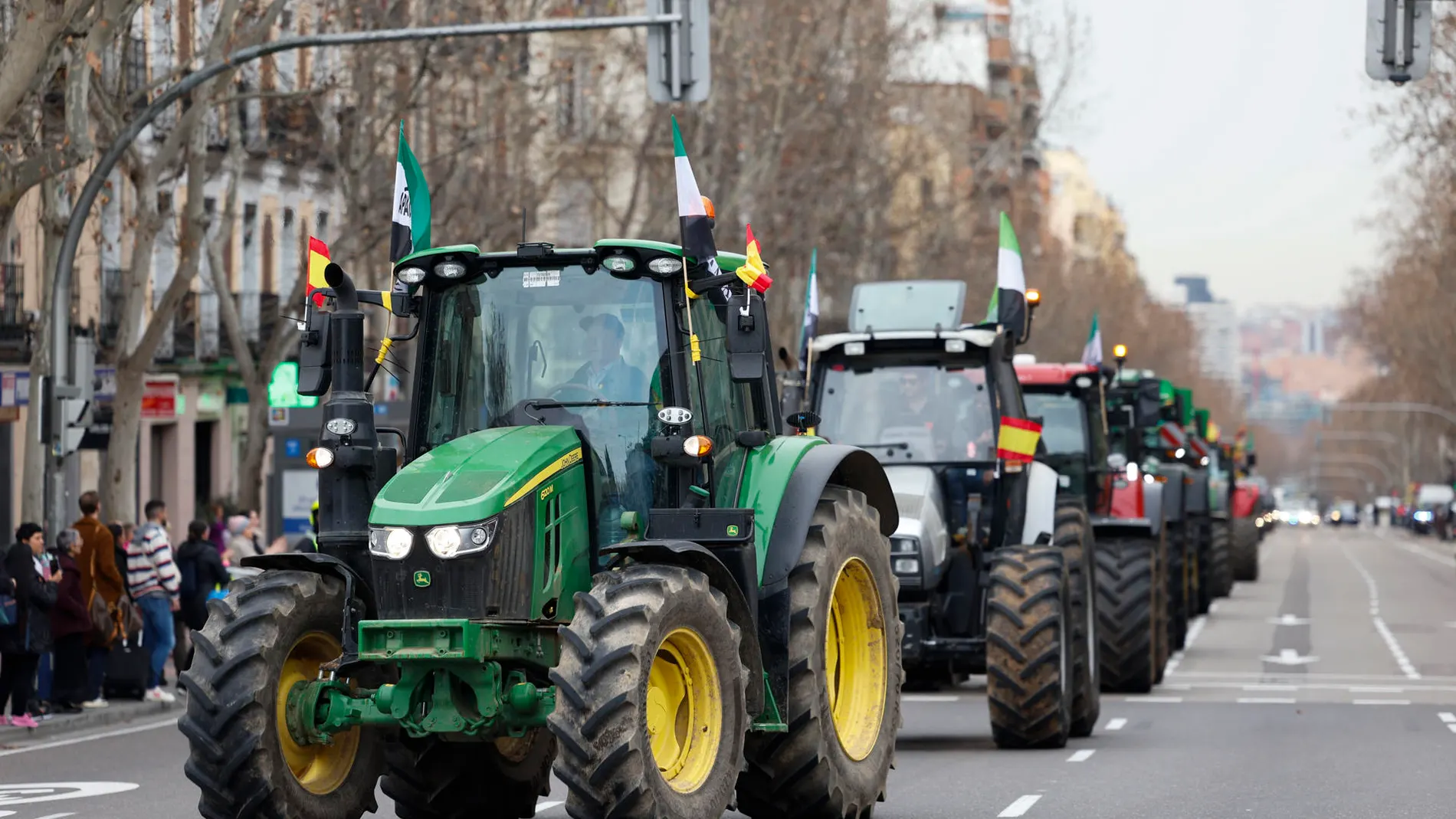 Tractores por el centro de Madrid 