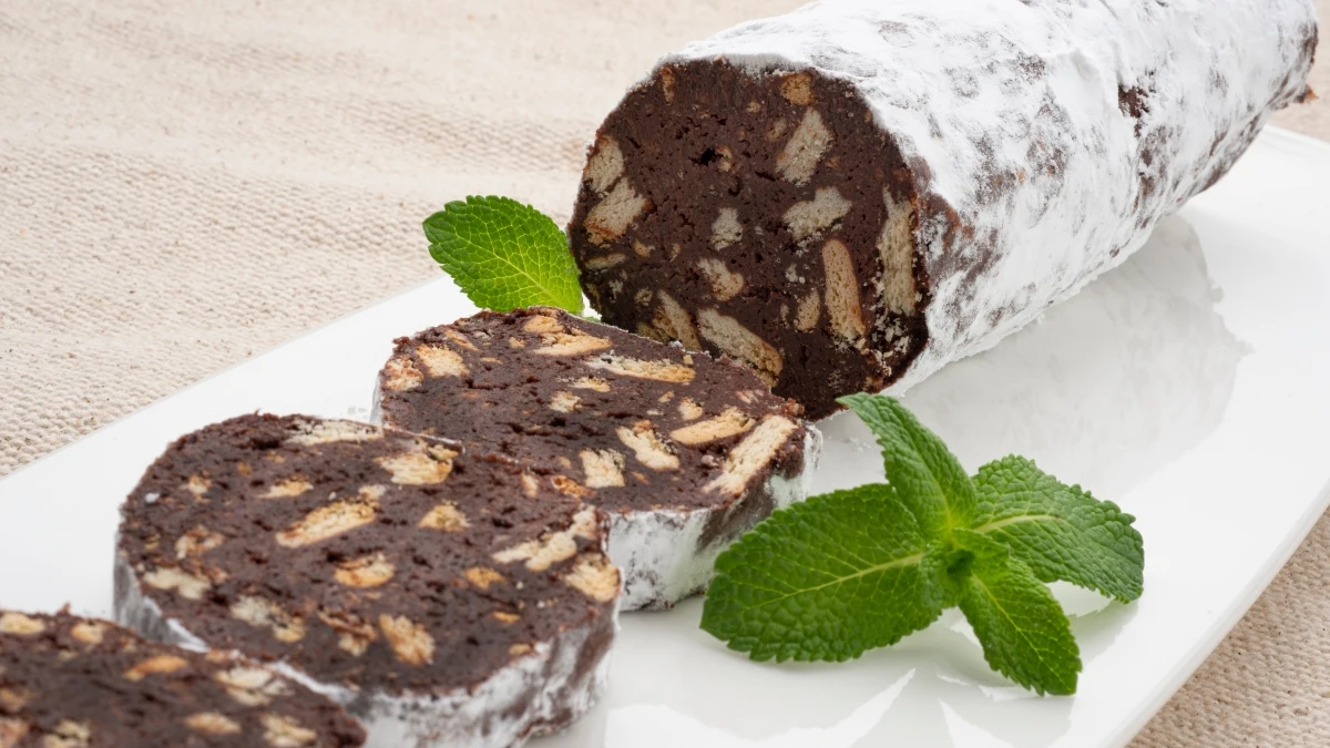 Un postre original, divertido y muy dulce de Karlos Arguiñano: chorizo de chocolate