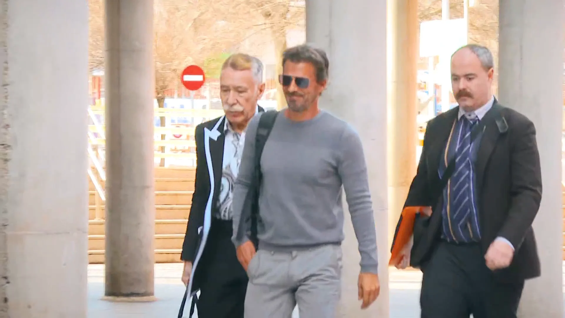 Rodolfo Sancho estalla a las puertas del juzgado contra Silvia Bronchalo: "Estoy muy enfadado" Rodolfo Sancho estalla a las puertas del juzgado contra Silvia Bronchalo: "Estoy muy enfadado"