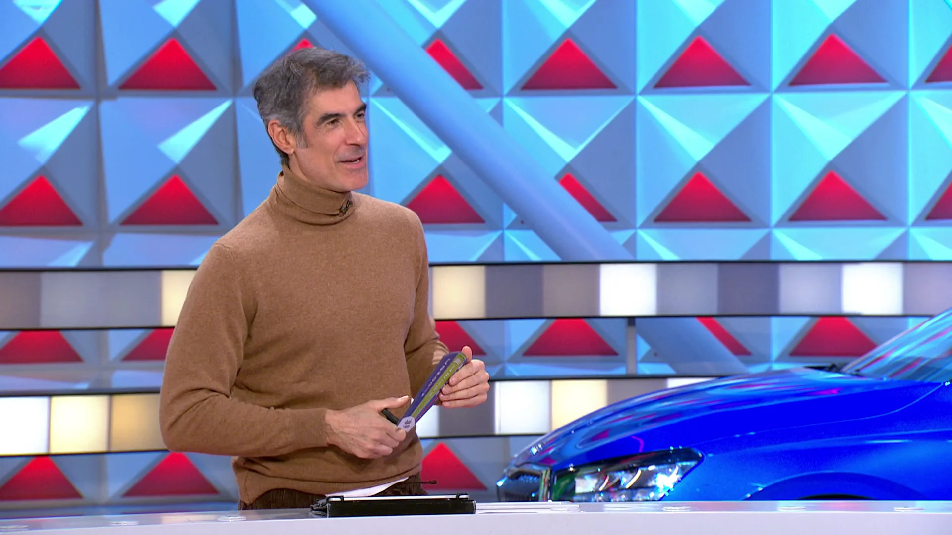 Jorge Fern&aacute;ndez, sorprendido con Cris: "Ojo lo que acabas de hacer, has conseguido 2.700 euros en 3 segundos"