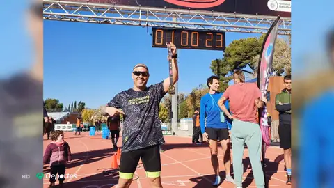 Mario Raúl Martínez, primer atleta sordociego del mundo que participa en en carreras de ultradistancia Mario Raúl Martínez, primer atleta sordociego del mundo que participa en en carreras de ultradistancia