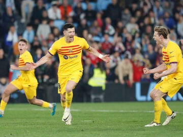Lewandowski celebra el 1-2 ante el Celta de Vigo en Balaídos