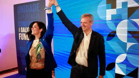 El candidato Popular a la Xunta, Alfonso Rueda (d), junto a la secretaria general del partido en Galicia, Paula Prado 