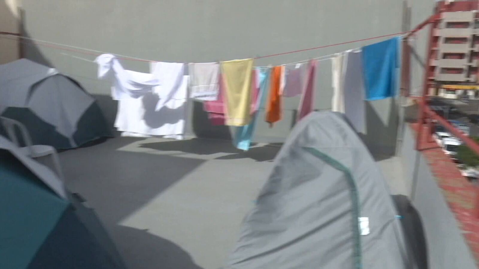 Alquilan tiendas de campaña en una azotea a 12 euros la noche en Tenerife