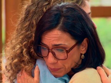 Manolita anuncia que la venta de Supermercados Sanabria es un hecho: "Lo m&aacute;s importante es mi familia"