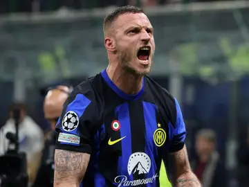 Arnautovic celebra su gol ante el Atlético en San Siro Arnautovic celebra su gol ante el Atlético en San Siro