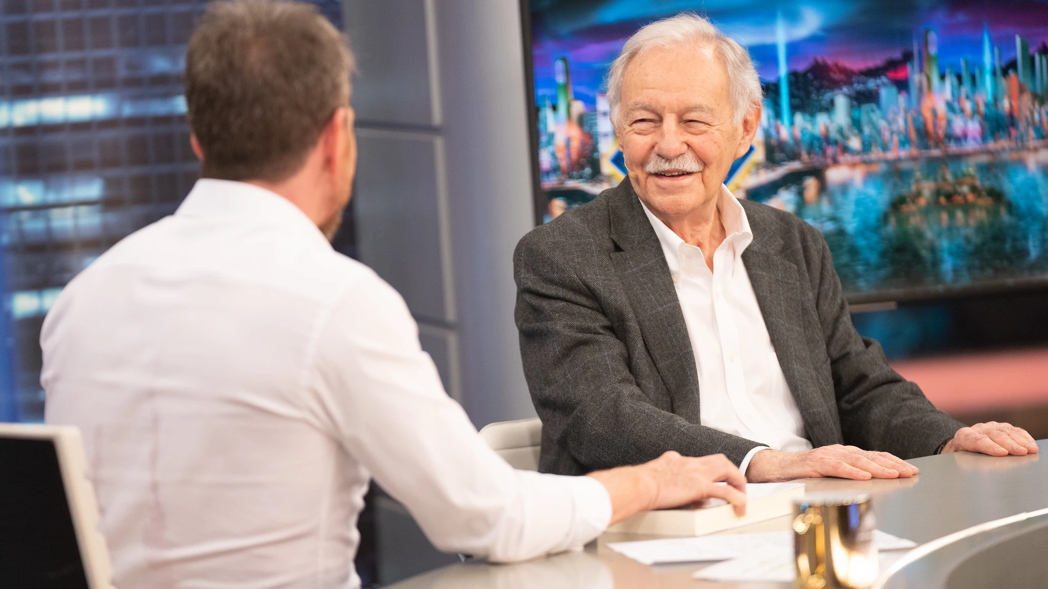 El motivo por el que Eduardo Mendoza se niega a jubilarse: "No se hacer nada más" El motivo por el que Eduardo Mendoza se niega a jubilarse: "No se hacer nada más"