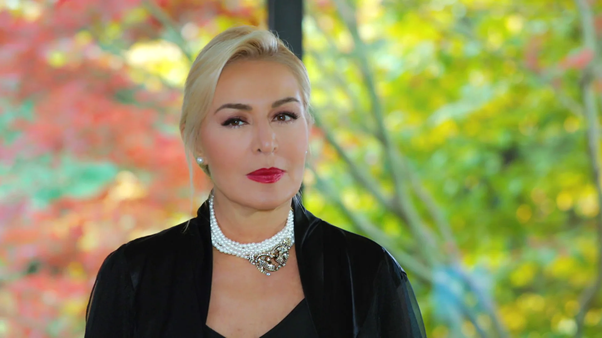 Feride descubre que Yildiz organizó la reconciliación de su hijo y Hasan Ali: “¡Pero qué entrometida!” Feride descubre que Yildiz organizó la reconciliación de su hijo y Hasan Ali: “¡Pero qué entrometida!”