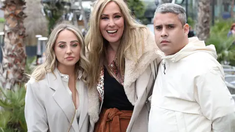 Rocío Flores, Chayo Mohedano y José Fernando Rocío Flores, Chayo Mohedano y José Fernando