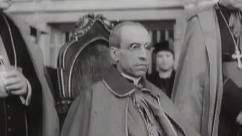 El Papa Pio XII El Papa Pio XII