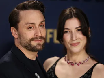 Kieran Culkin y Jazz Charton en los Premios SAG Kieran Culkin y Jazz Charton en los Premios SAG