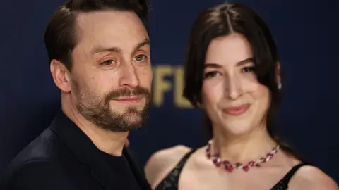 Kieran Culkin y Jazz Charton en los Premios SAG Kieran Culkin y Jazz Charton en los Premios SAG