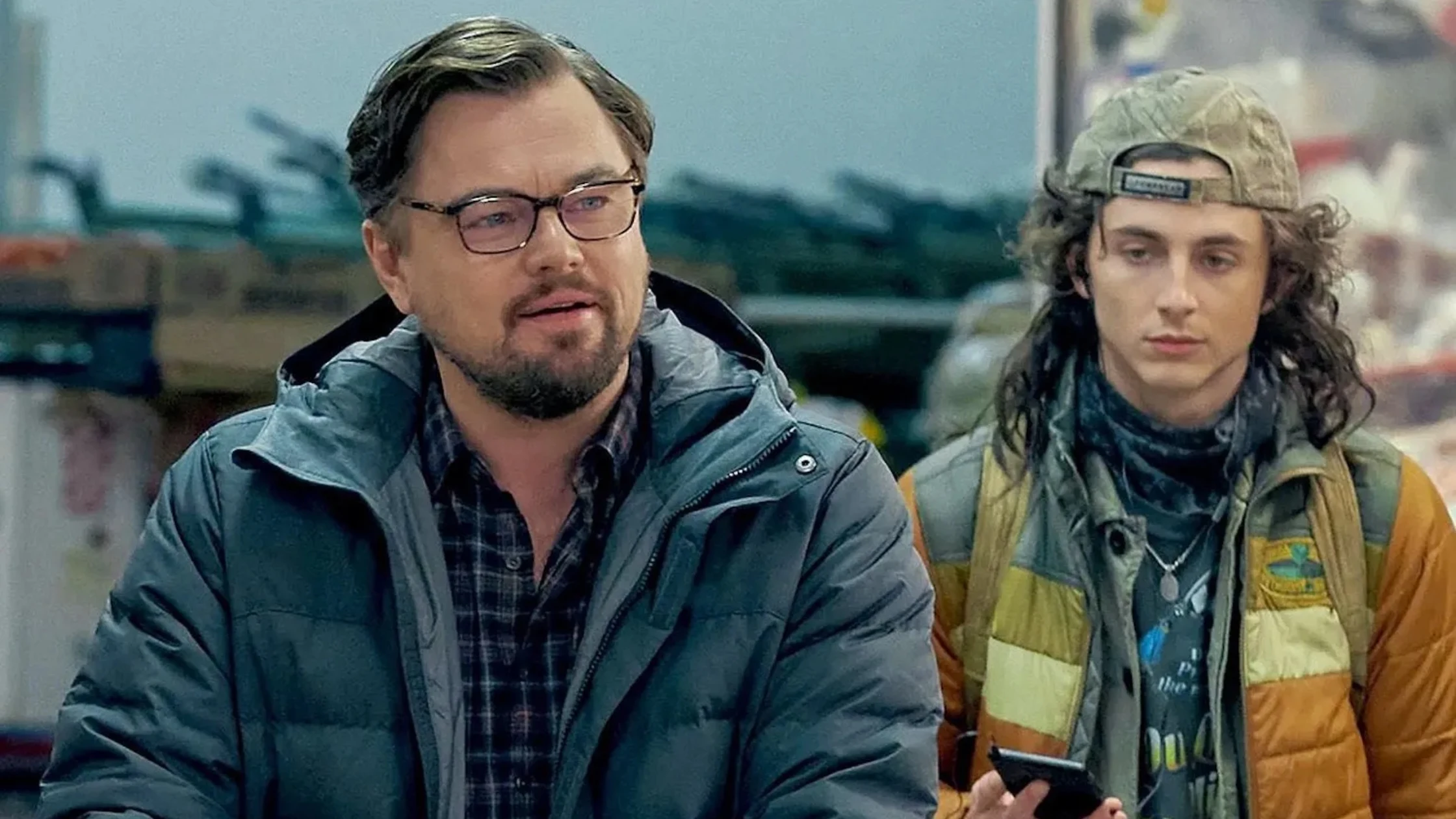Leonardo DiCaprio y Timothée Chalamet en No mires arriba Leonardo DiCaprio y Timothée Chalamet en No mires arriba