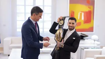 Pedro Sánchez e Ilia Topuria, en el Palacio de La Moncloa Pedro Sánchez e Ilia Topuria, en el Palacio de La Moncloa