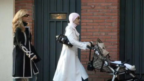 Marta Sánchez y su hermana Paz Marta Sánchez y su hermana Paz