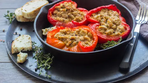 Pimientos rellenos de atún Pimientos rellenos de atún