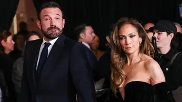 Ben Affleck y Jennifer Lopez (JLo) en la premiere de This Is Me...Now: A Love Story en Los Angeles