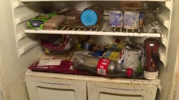 Su sobrino ha convertido su garaje en un estercolero por venganza: "Que lo limpien los dueños de la casa"