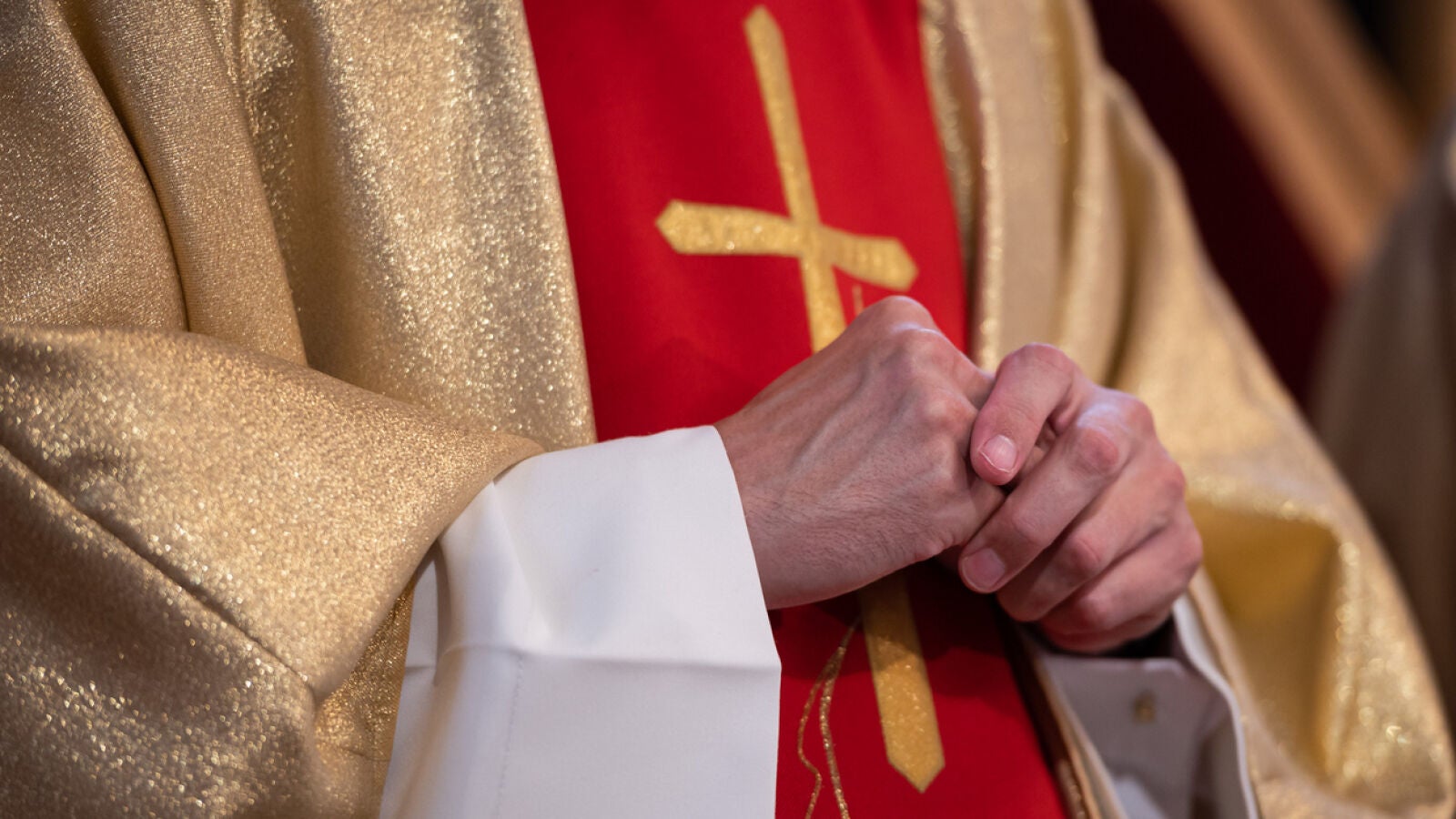Un cura de Almería califica de “exaltación sodomítica