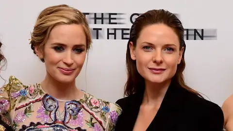 Emily Blunt y Rebecca Ferguson Emily Blunt y Rebecca Ferguson
