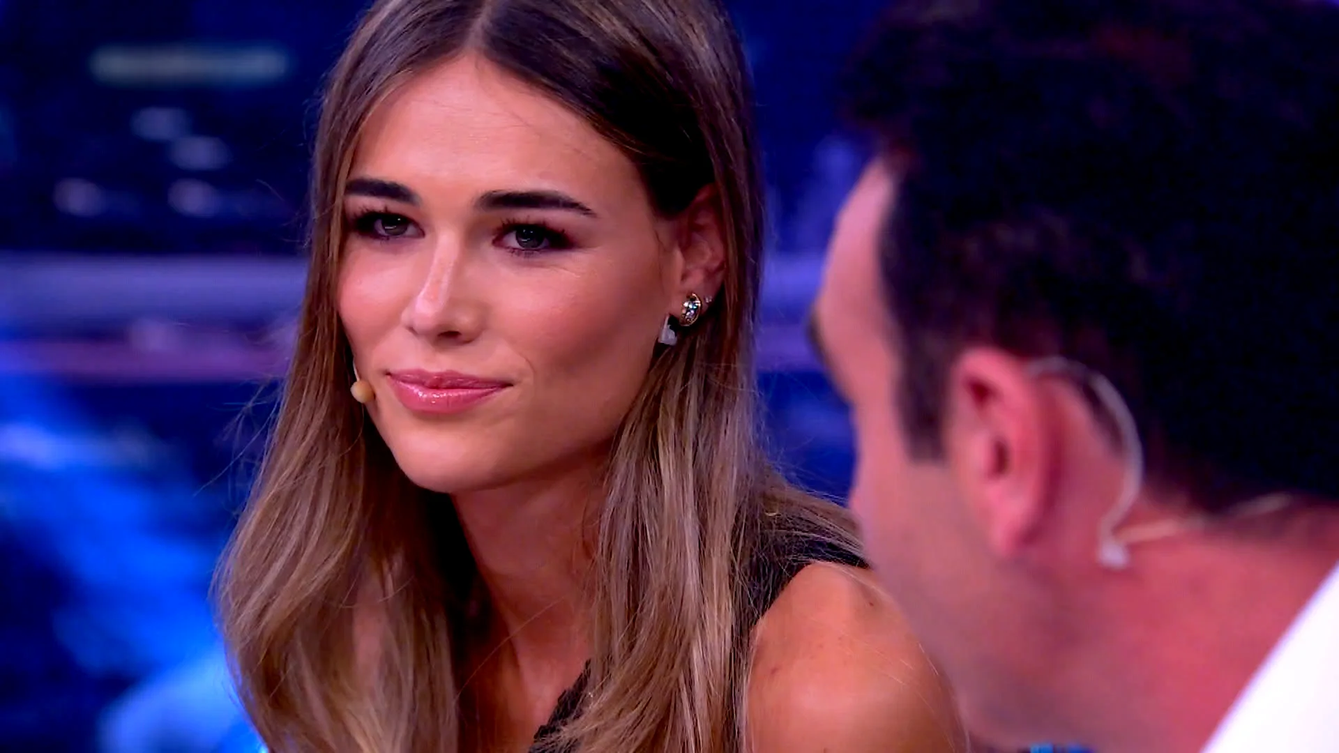 Ana Soria tras los rumores de distanciamiento con Enrique Ponce: "Estamos centrados en lo nuestro" Ana Soria tras los rumores de distanciamiento con Enrique Ponce: "Estamos centrados en lo nuestro"