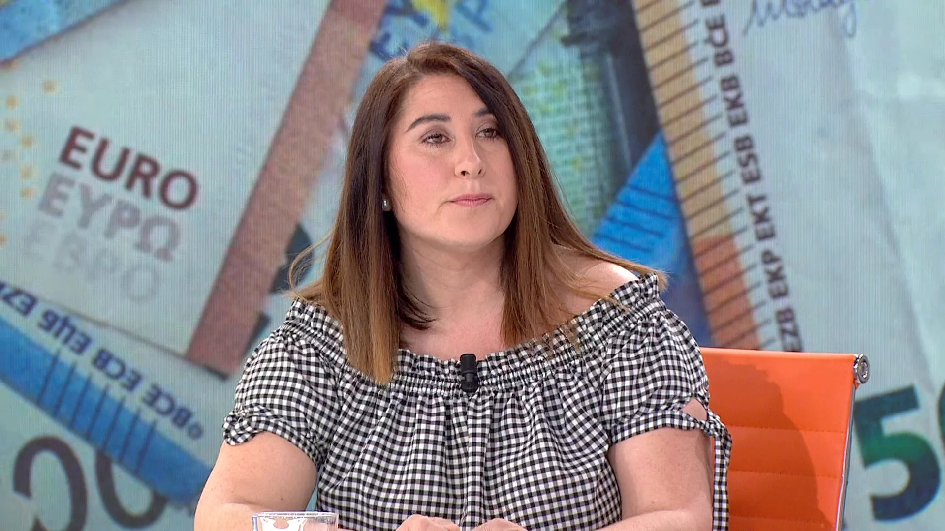 Endeudada desde hace 20 a&ntilde;os por una herencia millonaria envenenada: "Es peor que un infierno, no tengo salida"