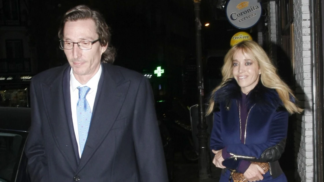 Fernando G&oacute;mez-Acebo y Nadia Halamandari