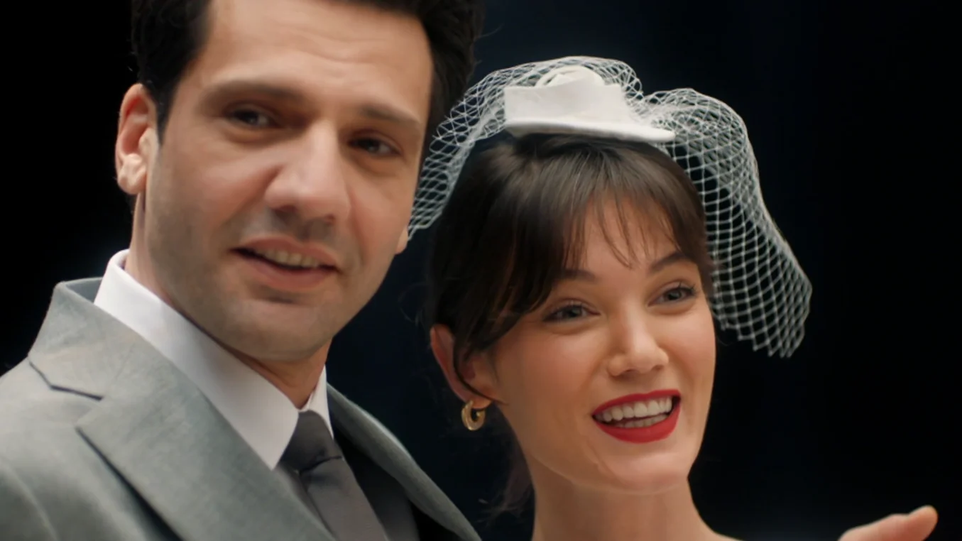 ¡Ilgaz y Ceylin vuelven a darse el sí quiero en una improvisada e inesperada boda! ¡Ilgaz y Ceylin vuelven a darse el sí quiero en una improvisada e inesperada boda!