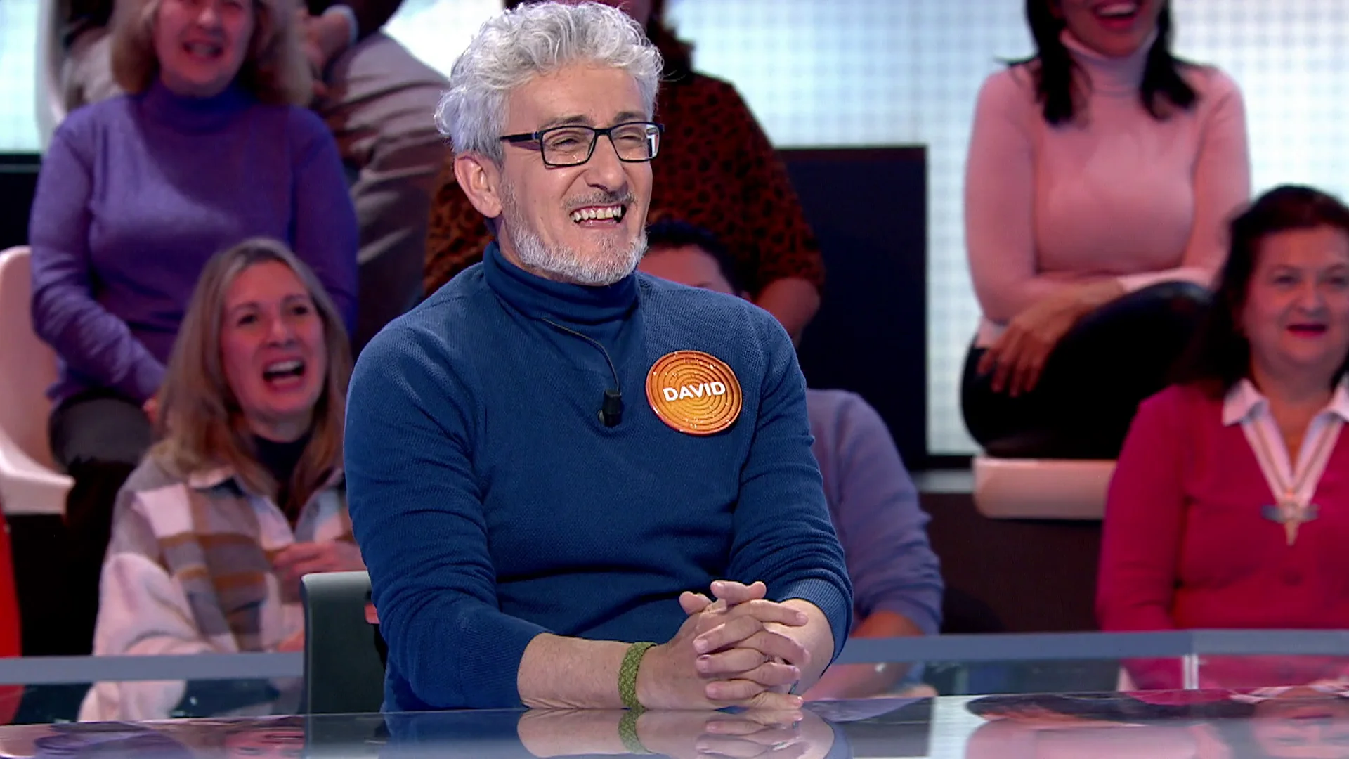 David Fernández recuerda su actuación con Silvia Abril en Eurovisión: “Todavía no sé quién era Disco y quién era Gráfica” David Fernández recuerda su actuación con Silvia Abril en Eurovisión: “Todavía no sé quién era Disco y quién era Gráfica”
