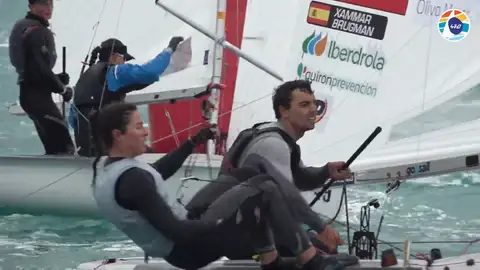 Oro mundial de Xammar y Brugman en 470 mixto con olas de hasta 3 metros Oro mundial de Xammar y Brugman en 470 mixto con olas de hasta 3 metros