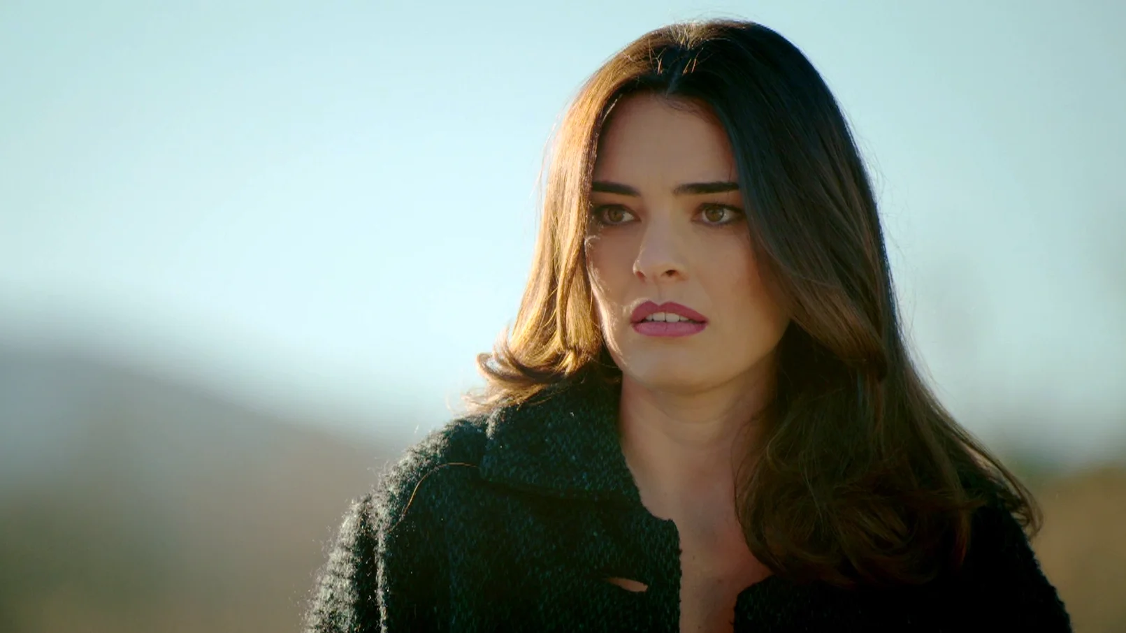 Fina intenta besar a Petra, pero ella la rechaza y la desprecia: “¿Eres una invertida?” Fina intenta besar a Petra, pero ella la rechaza y la desprecia: “¿Eres una invertida?”