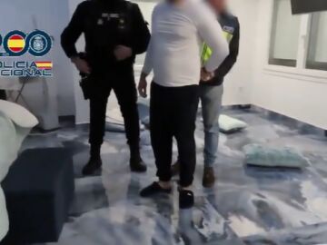 Fragmento del vídeo de la detención de la Policía Nacional a un grupo criminal