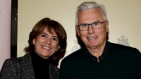 Baltasar Garzón y Lola Delgado celebrarán su boda en la finca de Enrique Ponce el fin de semana del 11 de mayo Baltasar Garzón y Lola Delgado celebrarán su boda en la finca de Enrique Ponce el fin de semana del 11 de mayo