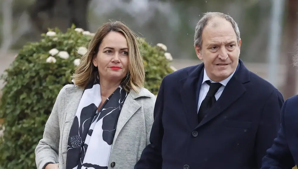 Juan Gómez-Acebo y su nueva pareja, Teresa Vérez Juan Gómez-Acebo y su nueva pareja, Teresa Vérez