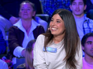 Irene cumple el sueño de su vida: participar en La ruleta de la suerte