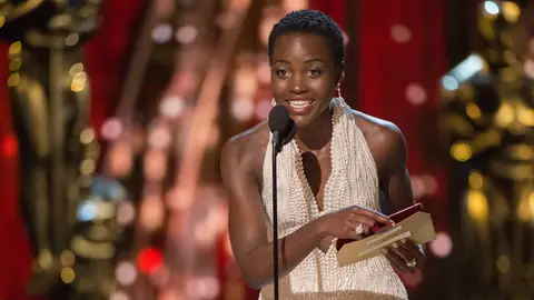 Lupita Nyong'o en los Oscar Lupita Nyong'o en los Oscar