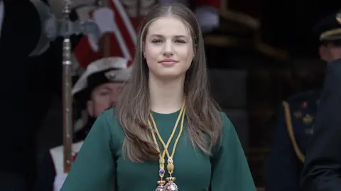 La princesa Leonor en la ceremonia de apertura de la 15ª Legislatura en el Congreso de los Diputados La princesa Leonor en la ceremonia de apertura de la 15ª Legislatura en el Congreso de los Diputados