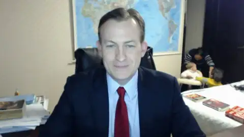 Imagen del profesor en la BBC Imagen del profesor en la BBC