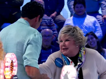 La reacción de Karina que sorprende a Roberto Leal: “Seguridad, por favor” La reacción de Karina que sorprende a Roberto Leal: “Seguridad, por favor”