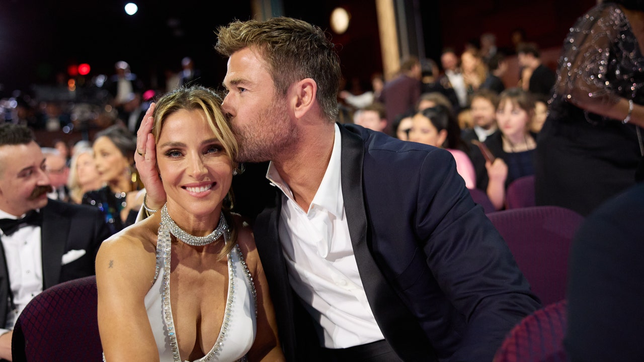 Los gestos de cariño entre Elsa Pataky y Chris Hemsworth en los Oscar y ...
